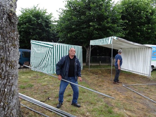 Vide grenier 2014 (4).jpg